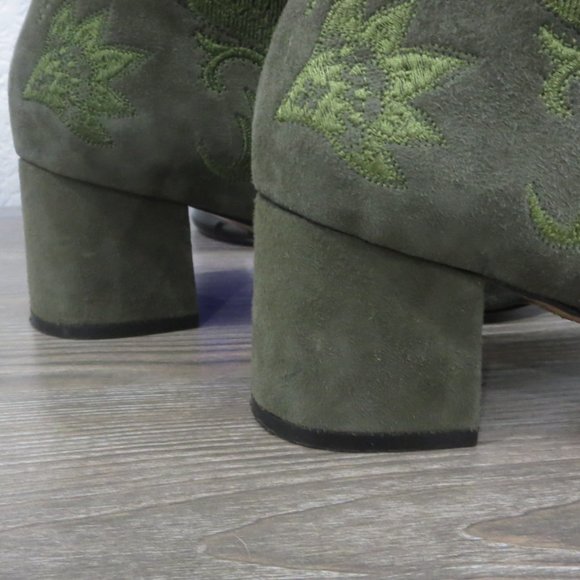 Rachel Zoe Olive Army Green Suede Embroidered Boots Block Heel 7 Boho Paisley - Picture 8 of 16